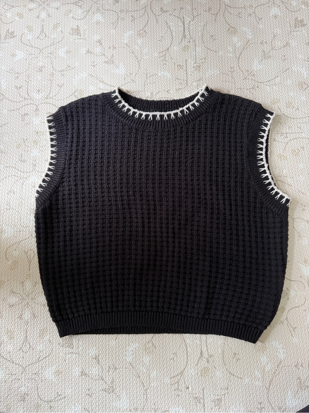 Dee Elly black sweater tank - large